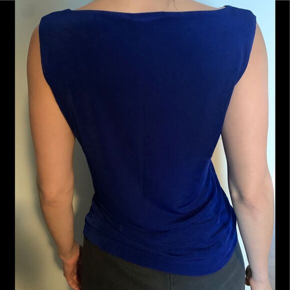 Chico’s dark blue stretchy sleeveless blouse, excellent condition, size 1 - Picture 2 of 6